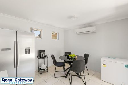 8/25 Peppermint Gardens, AUBIN GROVE WA 6164 - Photo 3