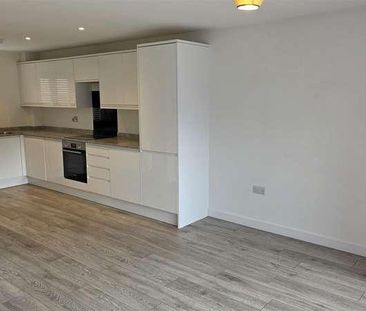 Victoria Road Cirencester, GL7 - Photo 4