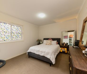 Light-Filled Two Bedroom Apartment In Prime Location - Photo 6