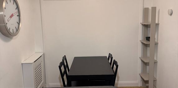 Room in a Shared Flat, Lee High Road, SE13 - Photo 2