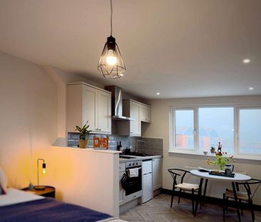 6 bedroom house of multiple occupation to rent - Photo 5