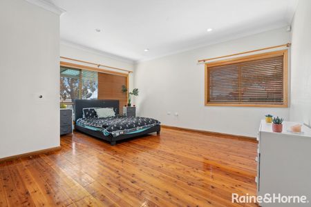 Beautiful Family Home with Great Location - Photo 3