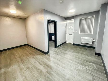1 bedroom apartment to rent - Photo 5
