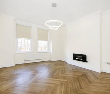 3 bedroom flat to rent - Photo 3