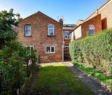 3 bedroom terraced house to rent - Photo 3