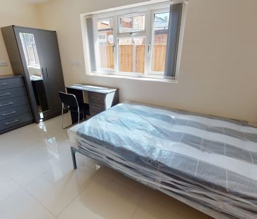 128 Hubert Road Selly Oak - Photo 3