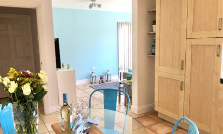 Deardon Way Room 4 - Photo 4