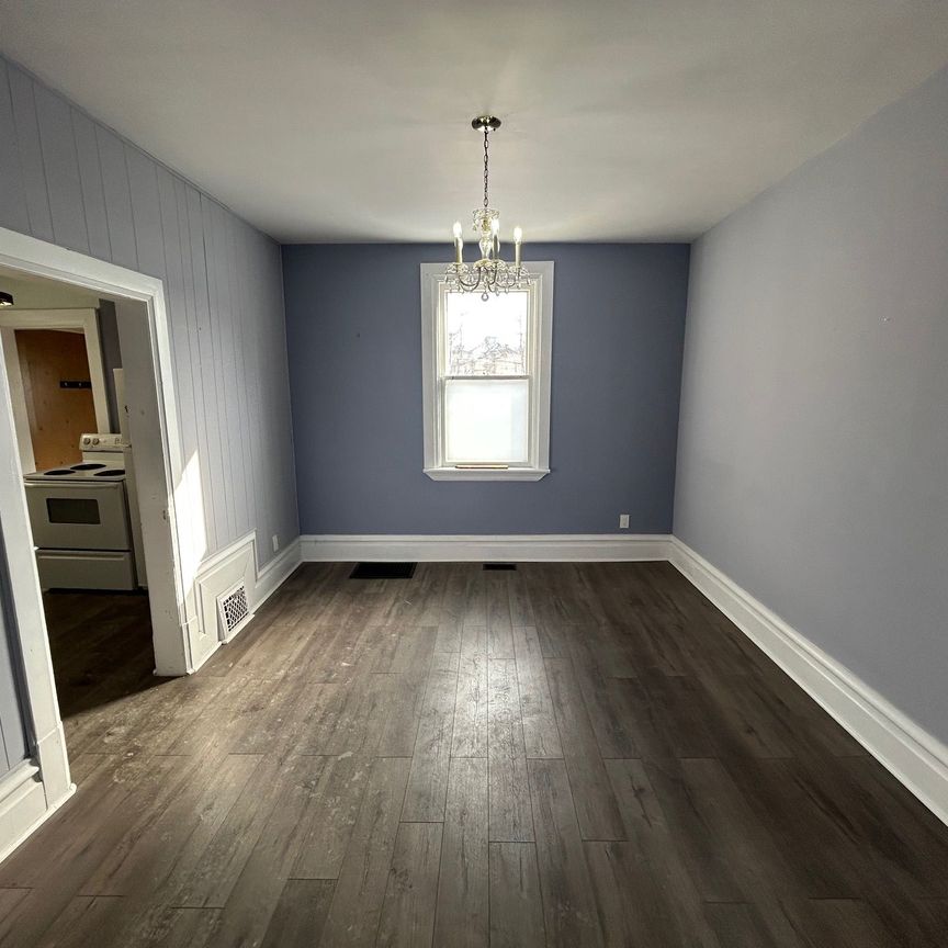 For Lease - 58 Armstrong Street, West Centre Town, Ontario - Photo 1