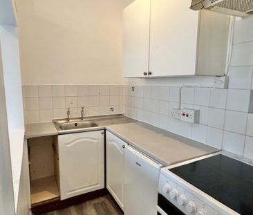 1 bedroom Ground Floor Apartment to rent - Photo 4