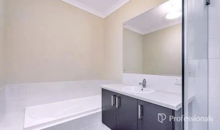 “Fantastic Location” - Photo 5