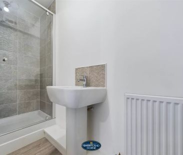 Dennis Davison Place, Bannerbrook Park, Coventry - Photo 6