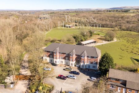 Wigan Road, Standish, WN1 2RF - Photo 2