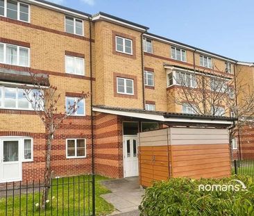 Peatey Court, Princes Gate, High Wycombe, Buckinghamshire, HP13 - Photo 3