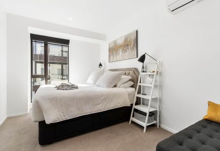 Fully Furnished Luxury Apartment - Photo 5