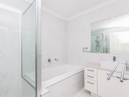 Love it like your own - Photo 3