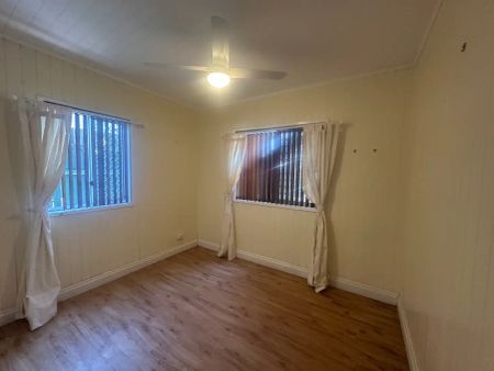“Two bedroom available in the heart of Fairfield!” - Photo 2
