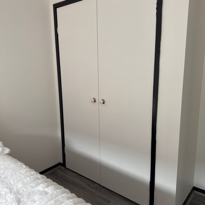 Melton South - Photo 2