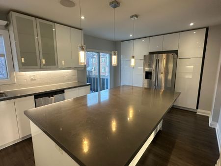 For Lease - 2398 Britannia Road Unit# 63, Mississauga, Ontario - Photo 4