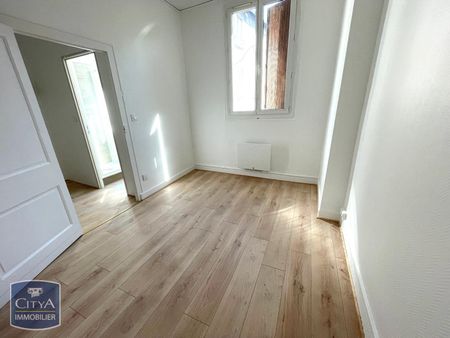 Location Appartement 2 pièces 41m² ST ETIENNE 42000 - Photo 3