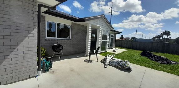 Tuakau, 1 Alaina Place - Photo 2