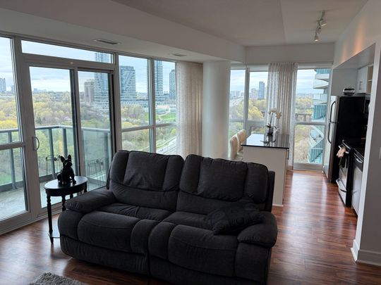 For Lease - 35 Brian Peck Crescent Unit# LPH 24, Toronto, Ontario - Photo 1