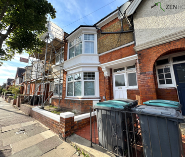 House share to rent - Photo 2