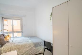 Carrer de Sant Lluís Bertran, Torrent, Valencian Community 46900