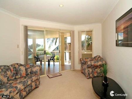 Amazing Location - Private Access to the Beach - Photo 2