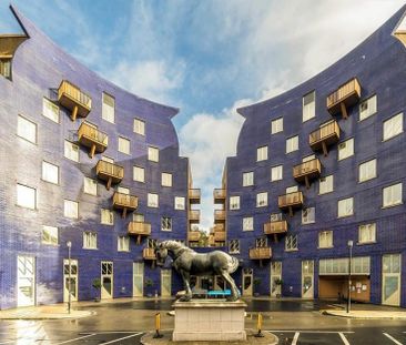 Queen Elizabeth Street - Photo 3