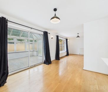 4 bedroom detached house to rent - Photo 4