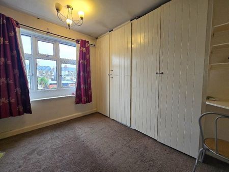 3 Bed Semi-detached house For Rent - Photo 4