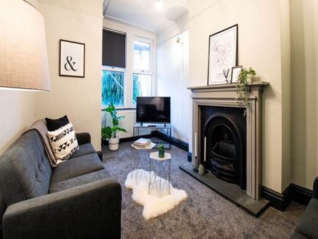 Westbury Mount (Room 2), Hunslet, Leeds - Photo 4