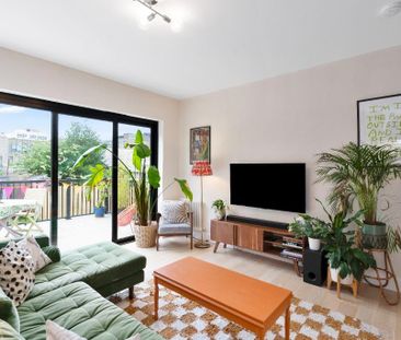4 bedroom detached house to rent - Photo 3