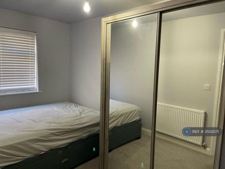 1 bedroom flat to rent - Photo 5