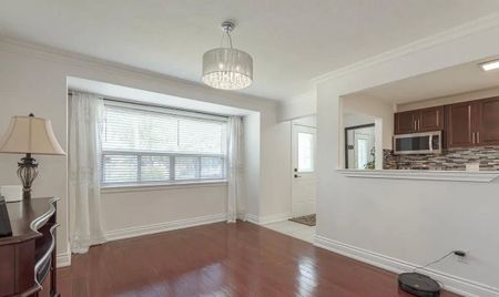 For Lease - 1 Fairbourne Crescent Unit# Main, Toronto, Ontario - Photo 2