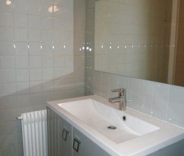 A LOUER - APPARTEMENT T2 EN CENTRE-VILLE - Photo 6