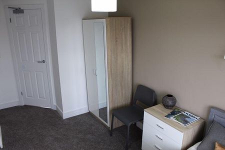 Mixed use to rent - Photo 5