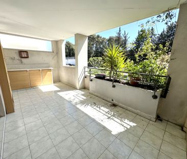 Location Appartement 2 pièces 50m² ROQUEFORT 13830 - Photo 6