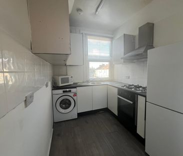 2 Bed Maisonette, Whitehorse Road, CR0 - Photo 6