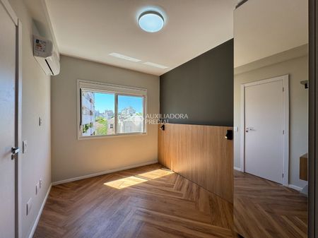 Apartamento com 1 quarto e 42m² para alugar em Moinhos de Vento, Porto Alegre. - Foto 2