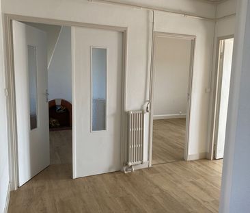 Location Appartement 3 pièces 63m² - Photo 4