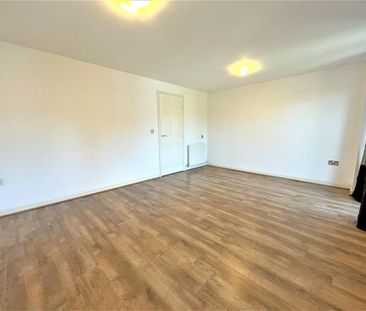 3 bedroom townhouse to rent - Photo 2