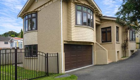 A spacious family home - Photo 5