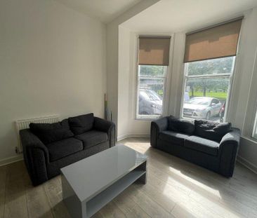 3 bedroom apartment to rent - Photo 1