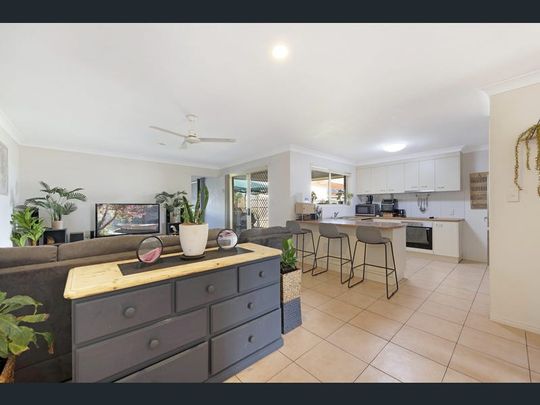 18 Keppel Crescent, Thabeban QLD 4670 - House For Rent - $650 | Domain - Photo 1