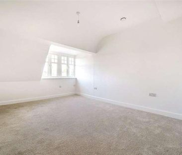 Catteshall Road, Godalming, Surrey, GU7 - Photo 4