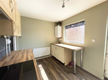 Swithin Drive, Fenpark, Stoke-On-Trent - Photo 5