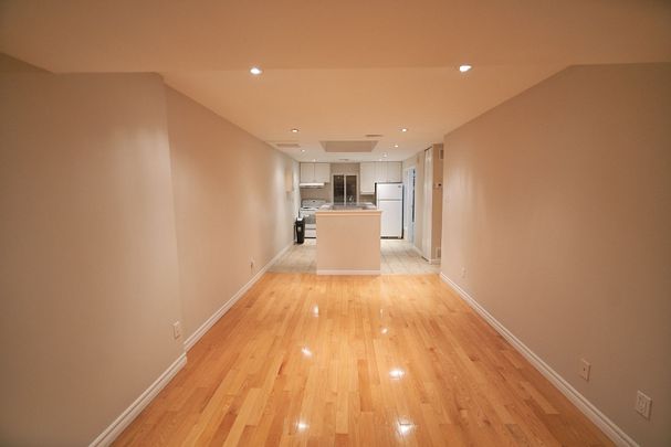 For Lease - 35 Longboat Avenue Unit# Upper, Toronto, Ontario - Photo 1