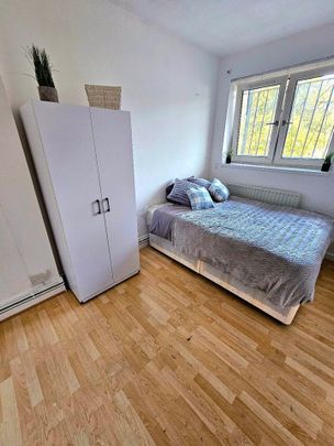 Room in a Shared Flat, Ellen Wilkinson House, E2 - Photo 1