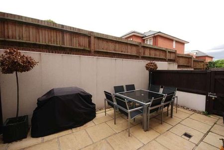 Arcadian Place, Southfields, SW18 - Photo 4